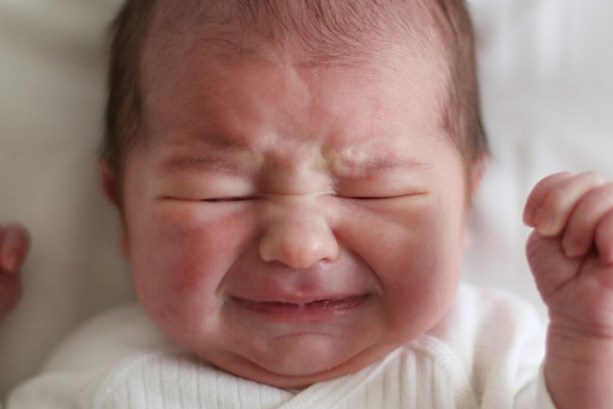 newborn_baby_crying